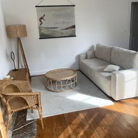 Joli Appartement Centre-Ville 凯恩 外观 照片
